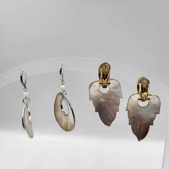 4 Pair - White & Gold Iridescent Earring Package - Picture 9 of 9